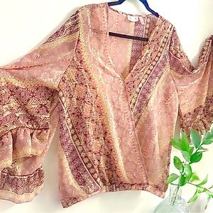 Willow and Roots Boho Sheer blouse size L. Beautiful flowing boho hippy blouse